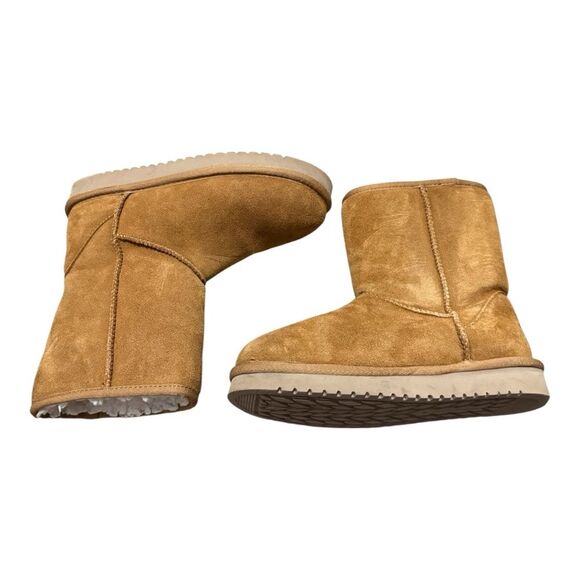 Koolaburra by UGG Chestnut Koola Short
Suede Boots Size 5 - Picture 6 of 8